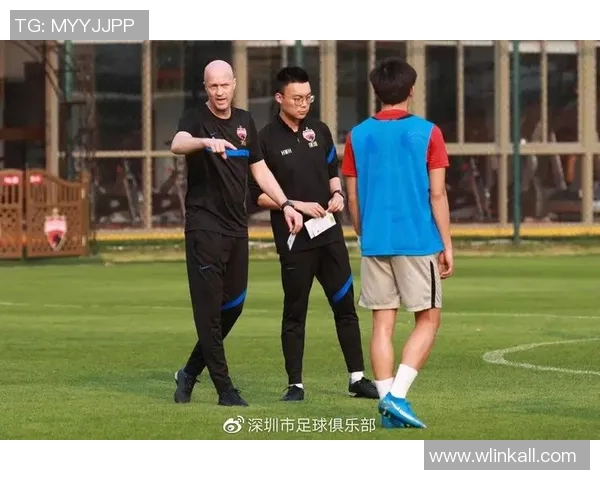 足球助理教练的职责与挑战如何提升球队战术执行力与球员发展潜力